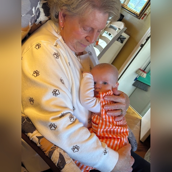 @marilyn23919 is Live! - Picture 6 of 9